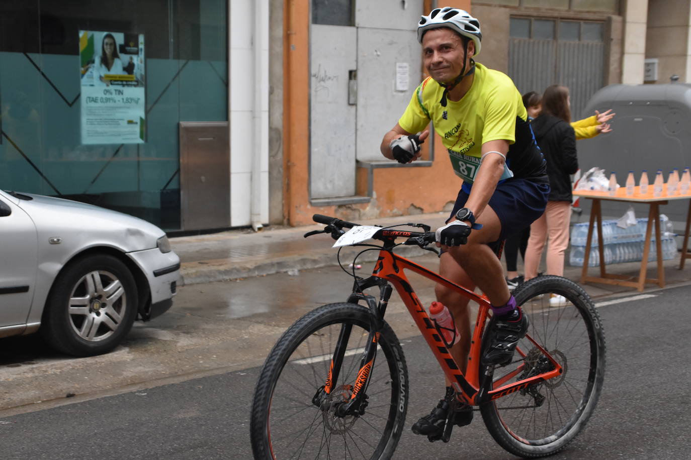 El séptimo duatlón cross de Rincón de Soto contó este domingo con 152 participantes, 92 en individual y 60 en pareja.