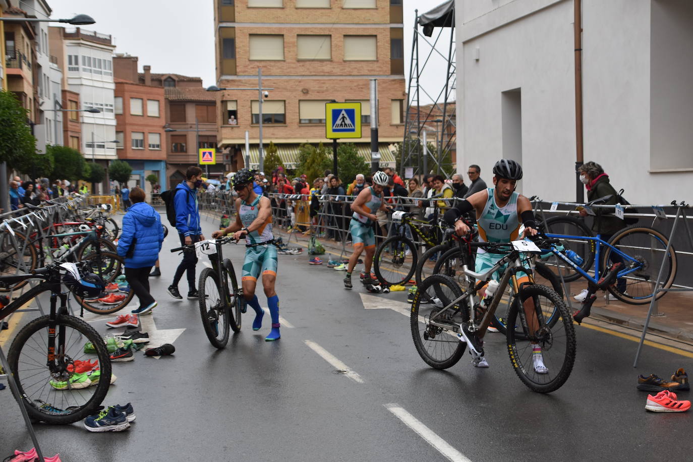 El séptimo duatlón cross de Rincón de Soto contó este domingo con 152 participantes, 92 en individual y 60 en pareja.