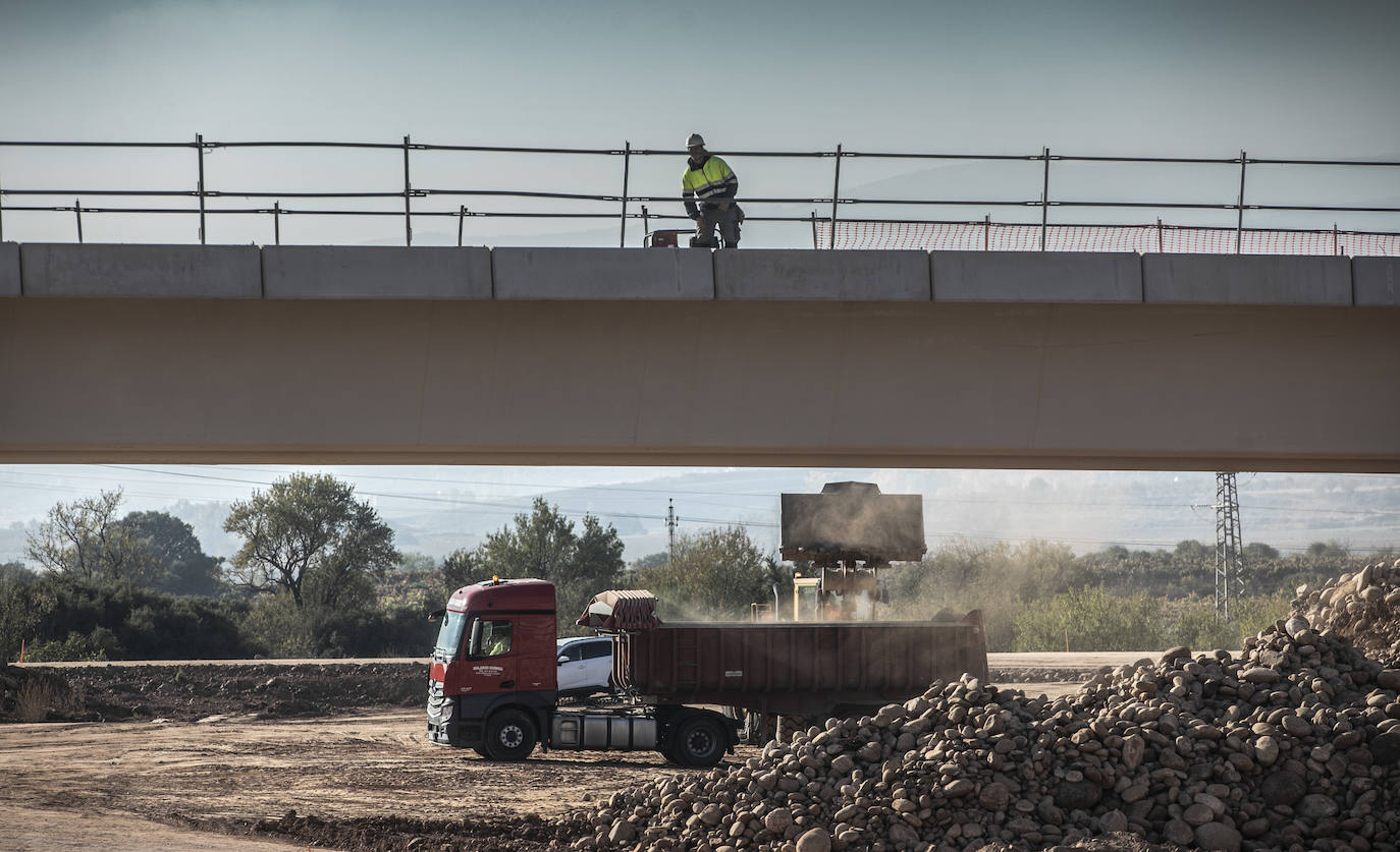 Fotos: La Ronda Sur estará finalizada antes de que se libere la autopista en 2026