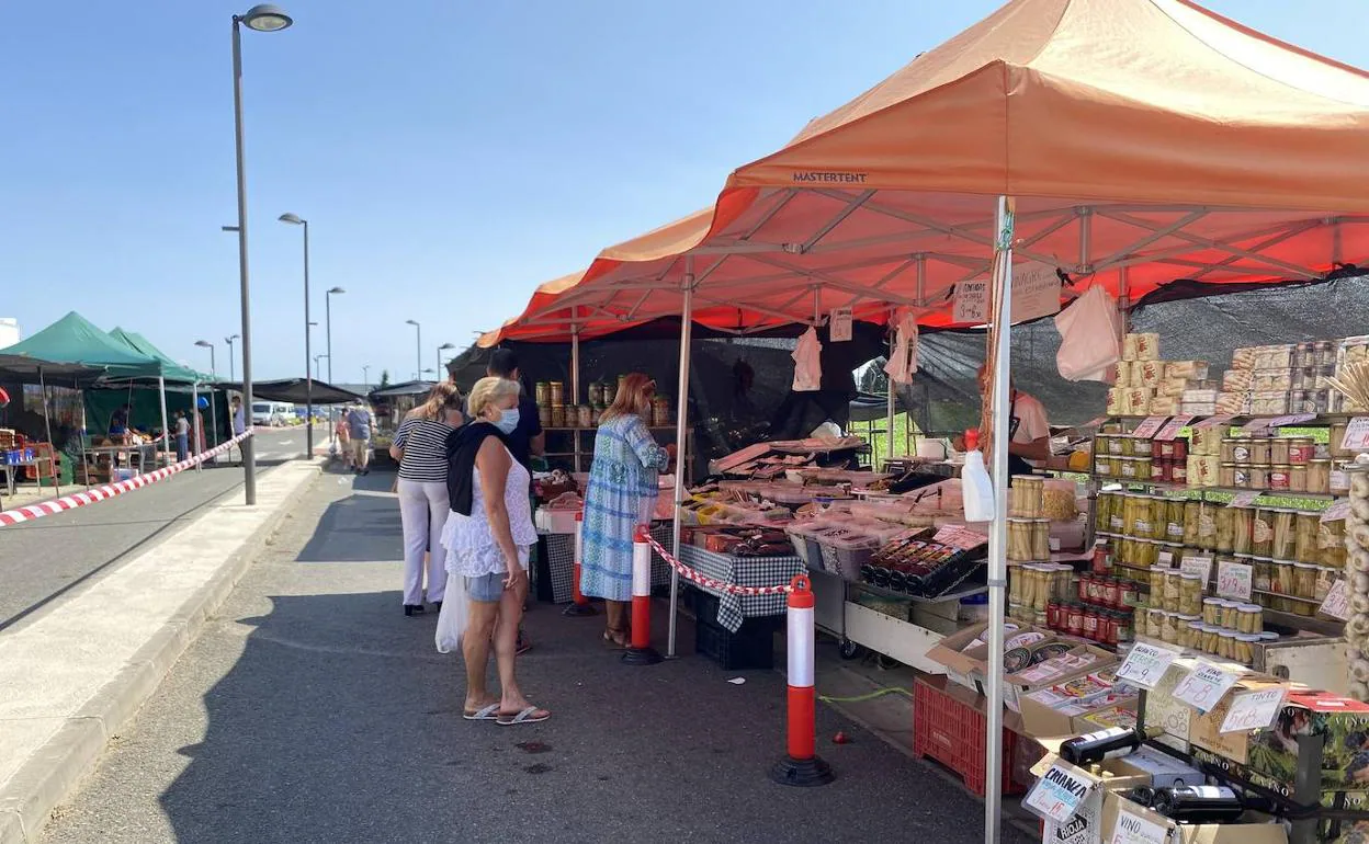 Este sábado vuelve el mercadillo de Santo Domingo a la Plaza Jacobea