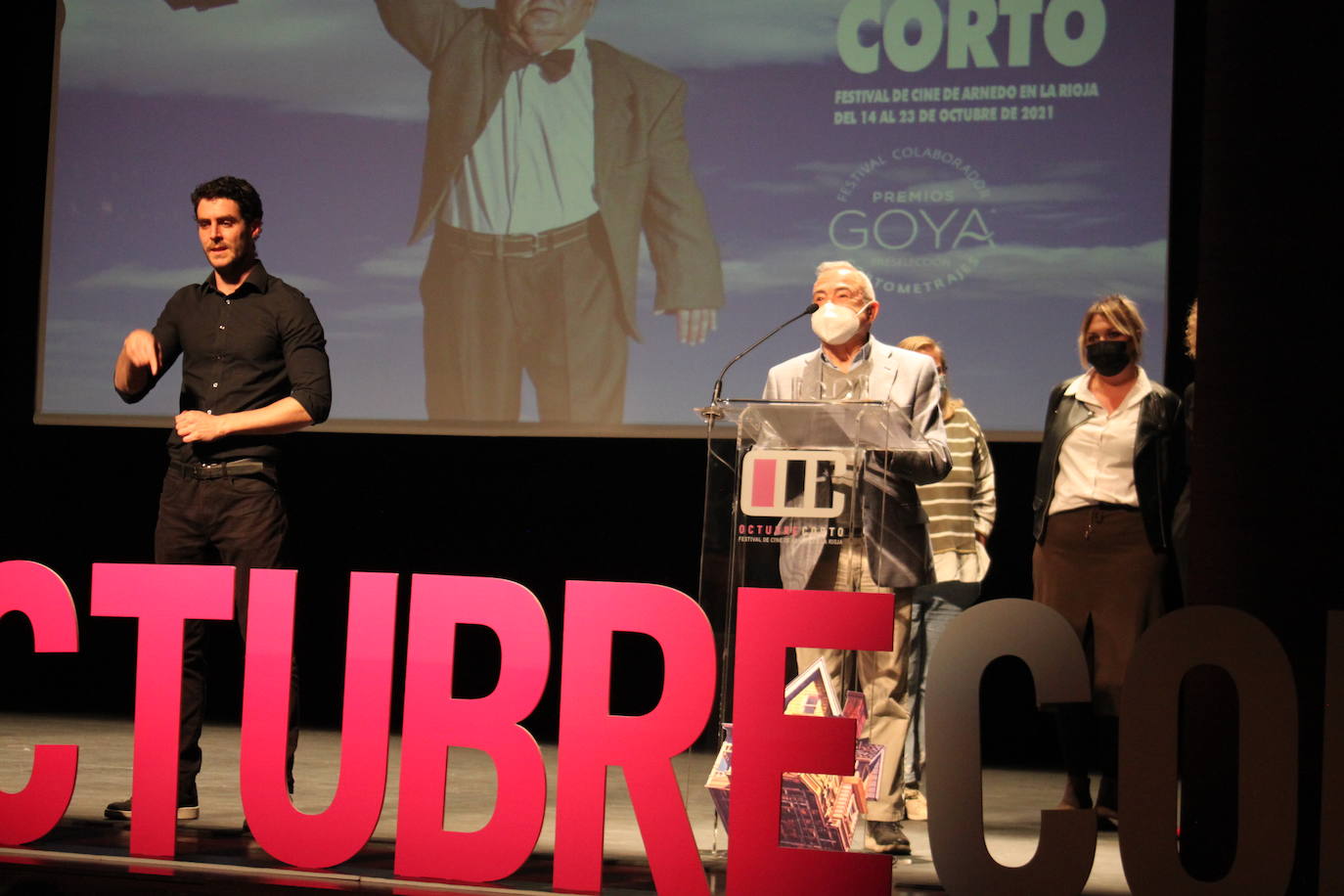 El 23 Festival de Cine entregó el premio Ciudad de Arnedo a Aura Garrido