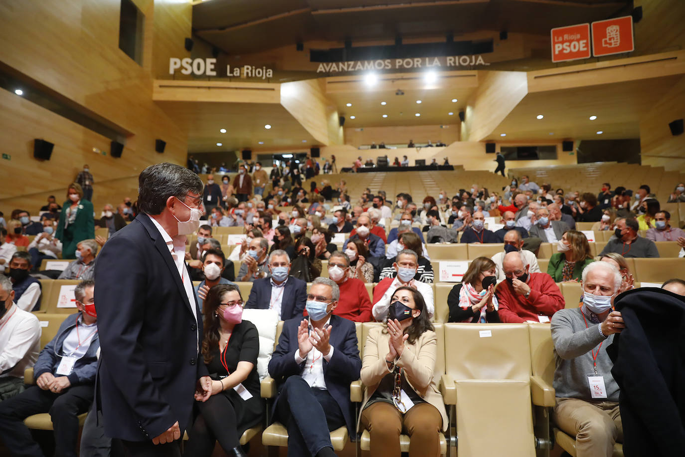 La cita zanja la bicefalia del partido dejando todo el poder en manos de Andreu