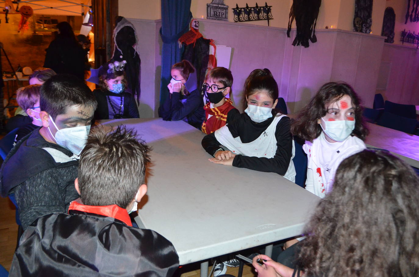 Fotos: Fiesta de Halloween en la Ermita de la Concepción en Calahorra