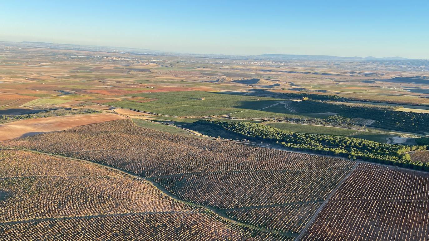 Fotos: Vuelo sobre Alfaro en paramotor