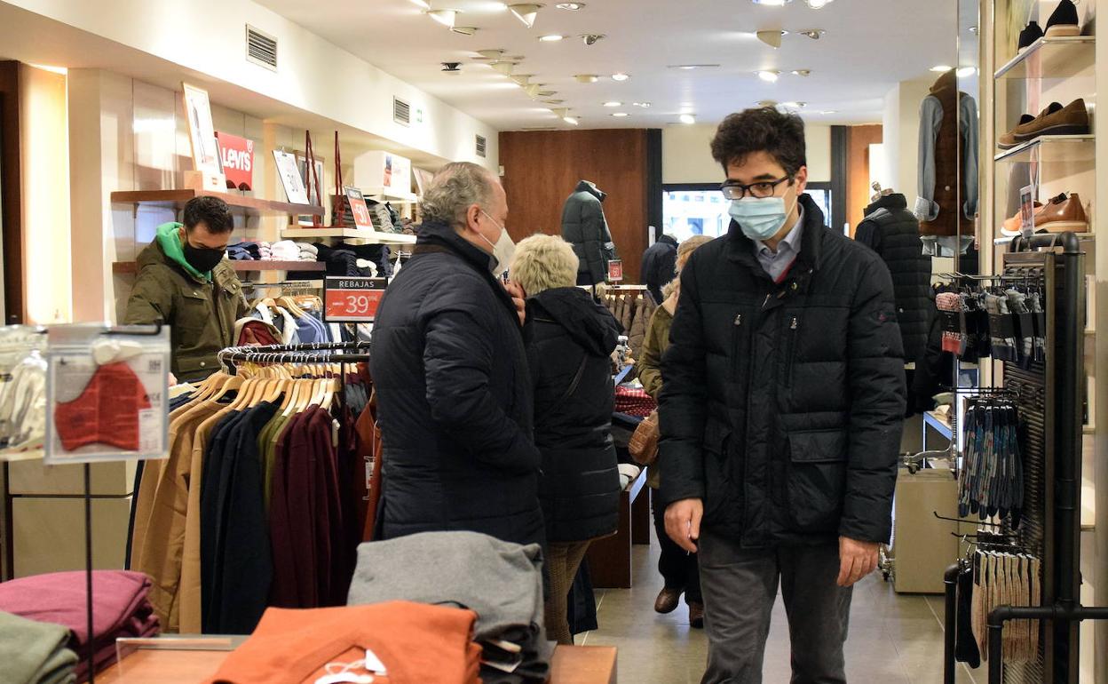 Los comercios podrán abrir diez festivos en 2022. 