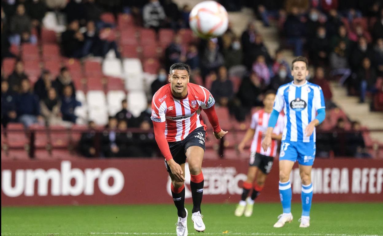 Aridane disputó sus primeros minutos como blanquirrojo. 