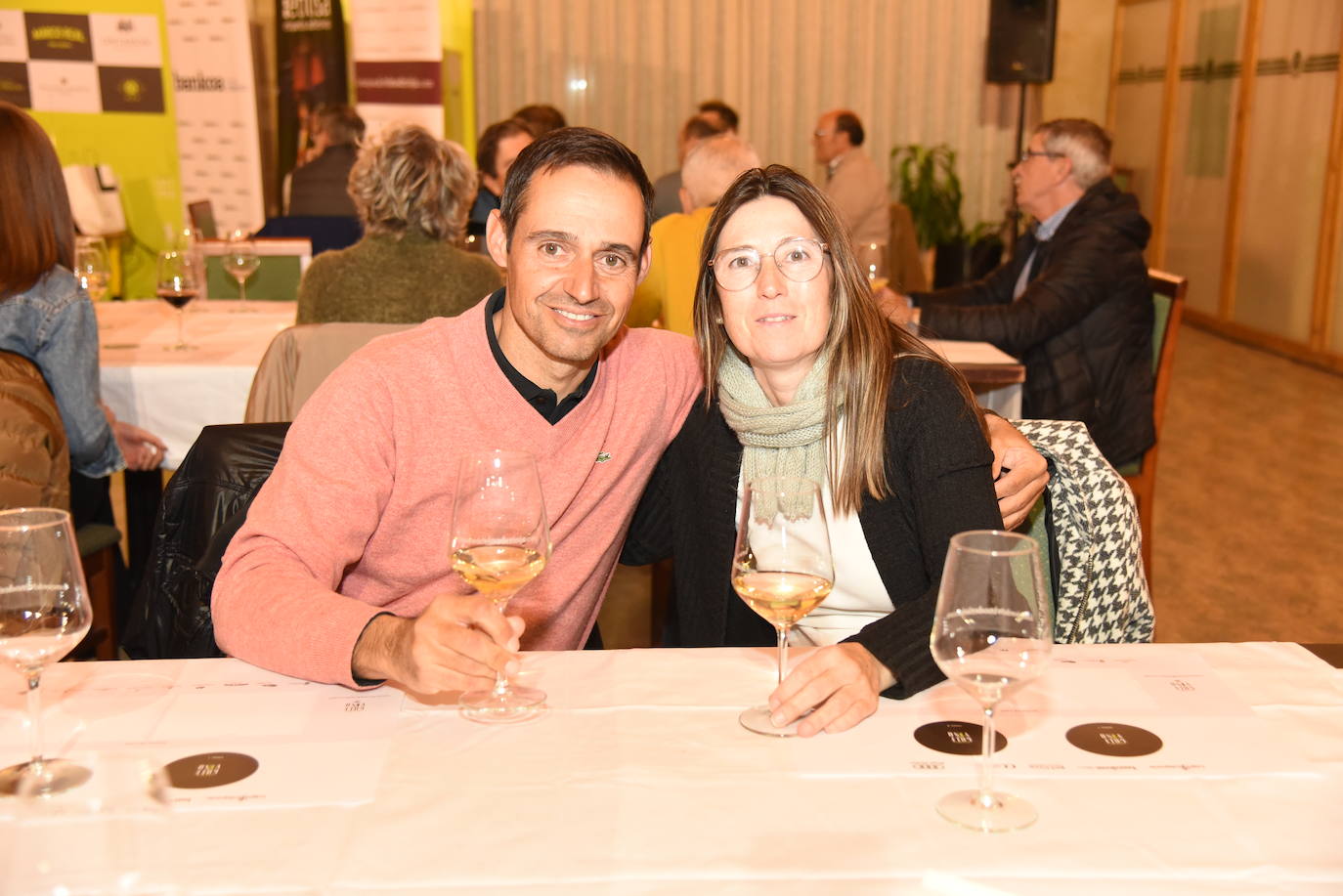 Los participantes en el torneo Finca Valpiedra, de la Liga de Golf y Vino, disfrutaron de la cata de dos caldos de Finca Valpiedra.