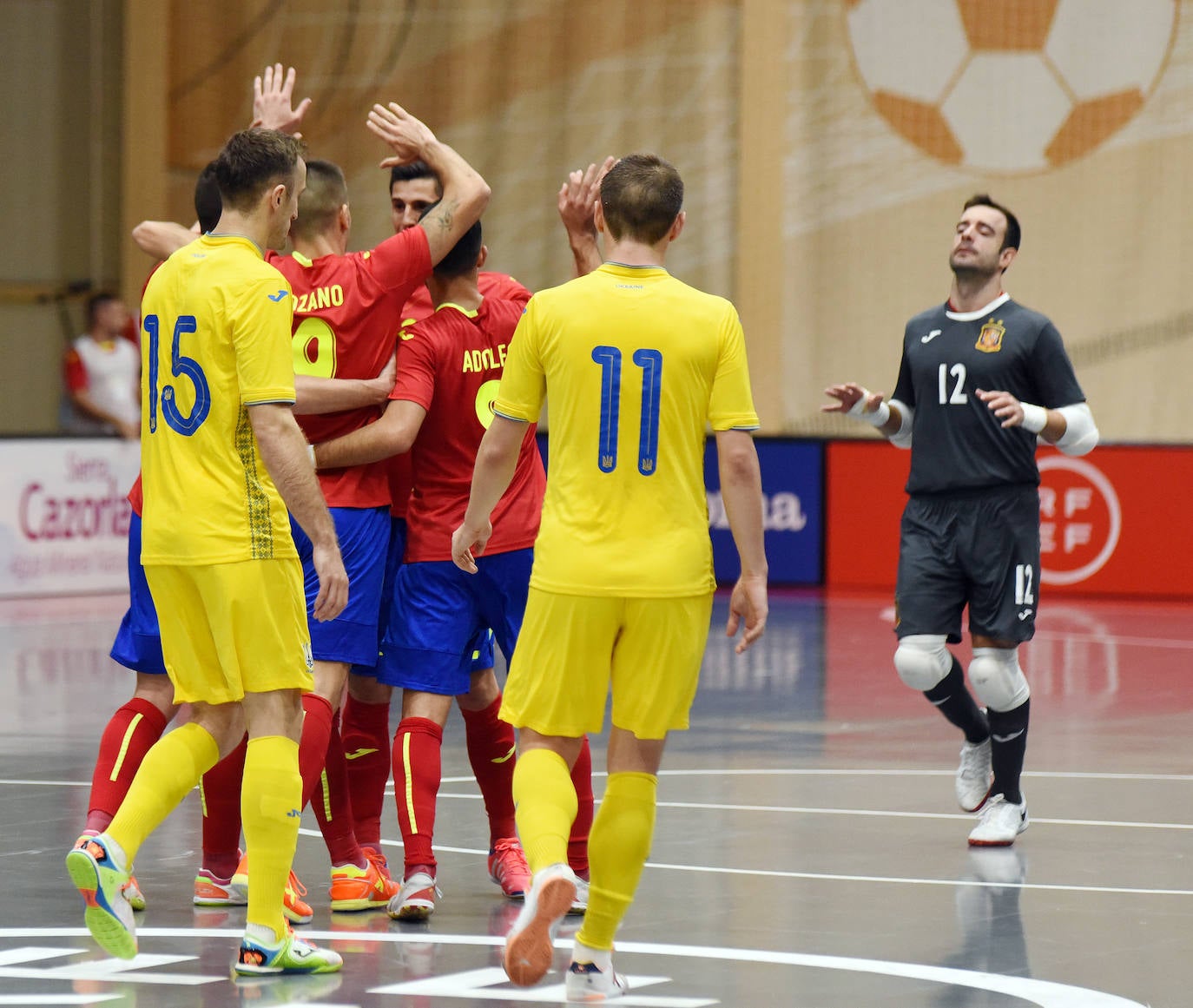 La selección de fútbol sala se ha impuesto en un partido de preparación disputado en la capital riojana