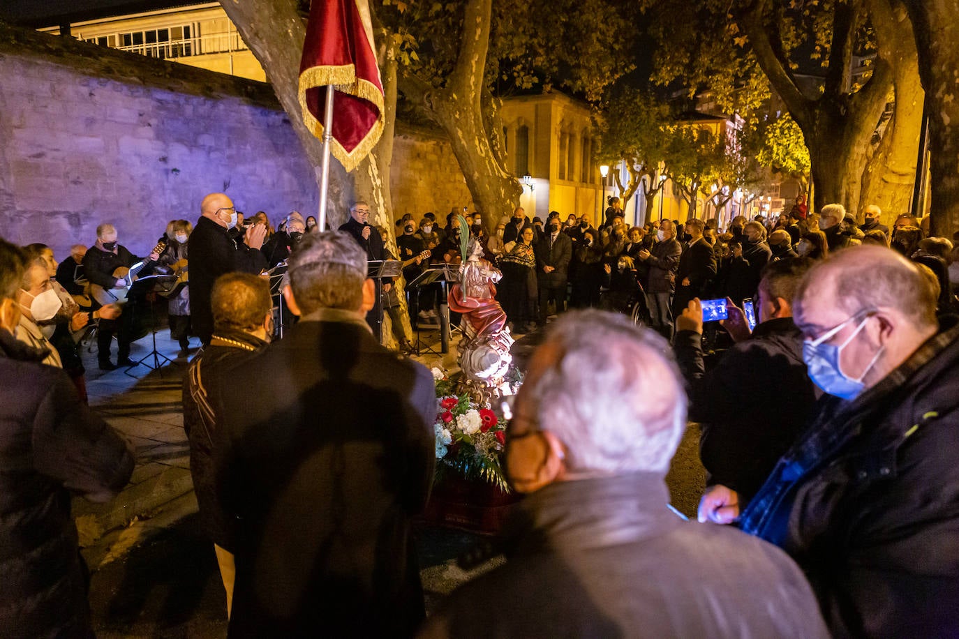 Fotos: Procesión de la Cofradía de San Bernabé