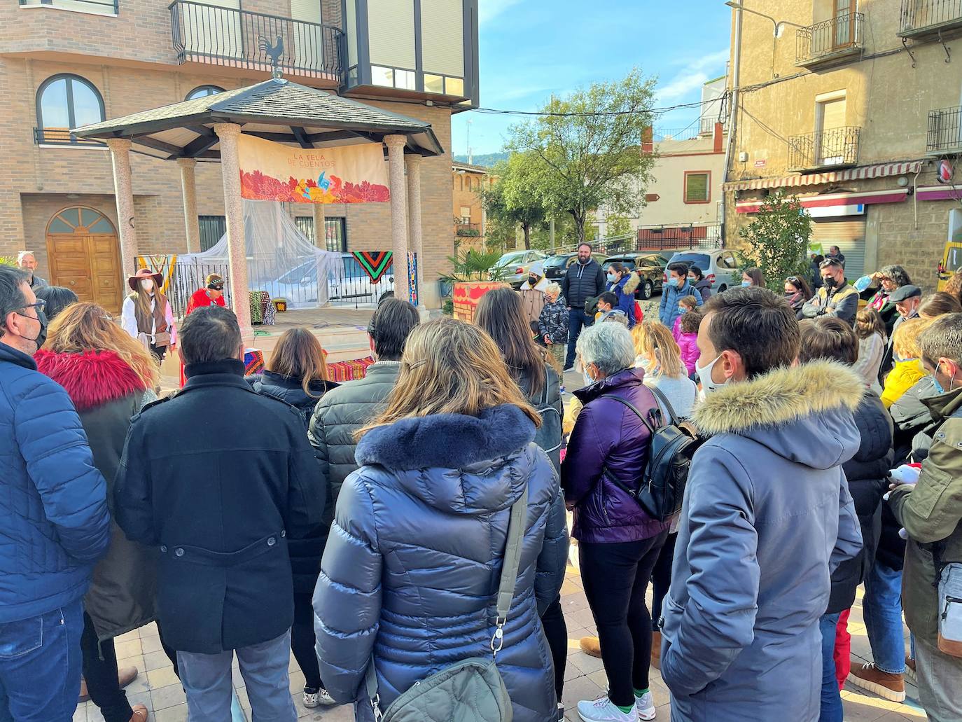 Cientos de niños participaron en diversas actividades para fomentar la literatura infantil y juvenil
