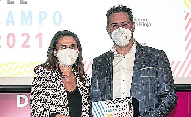 Germán Soldevilla e Isabel Moreno (CaixaBank).