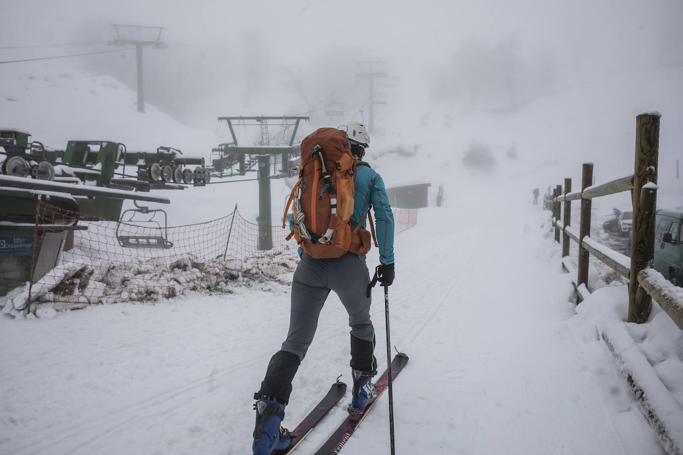 Fotos: Valdezcaray se llena de nieve e inicia este sábado la temporada