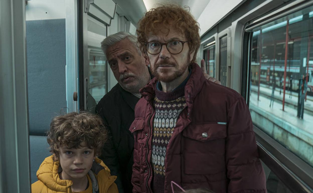 Santiago Segura y Leo Harlem en 'A todo tren. Destino Asturias'.