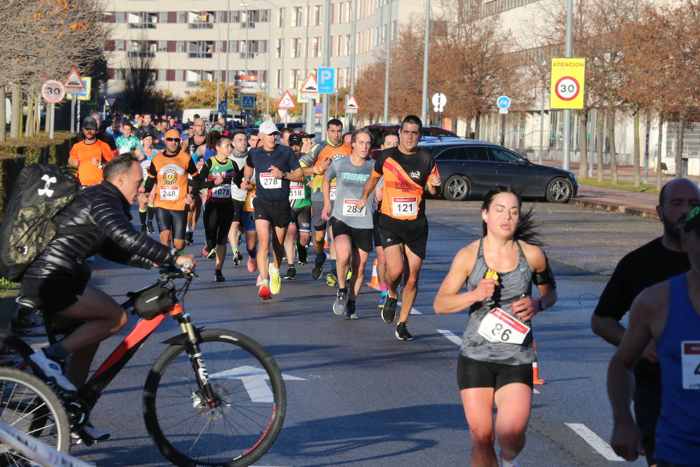 Fotos: Búscate en la carrera de la Media Maratón de La Rioja