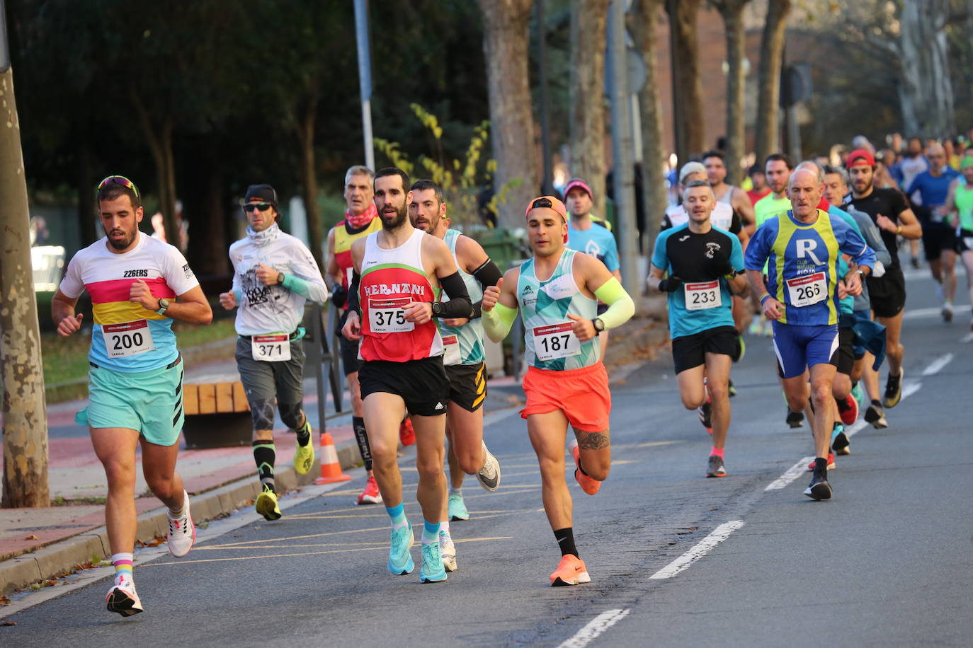 Fotos: La salida de la Media Maratón de La Rioja