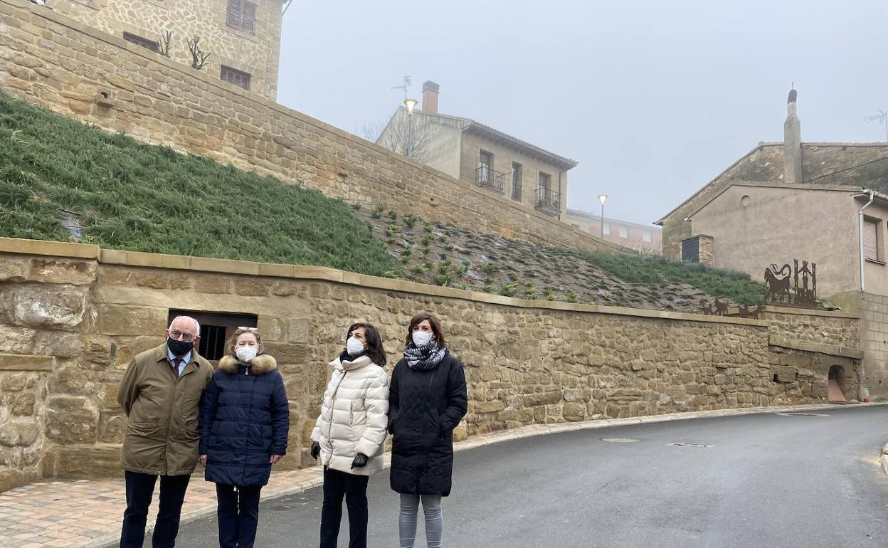 Puesta de largo de la muralla de Briones