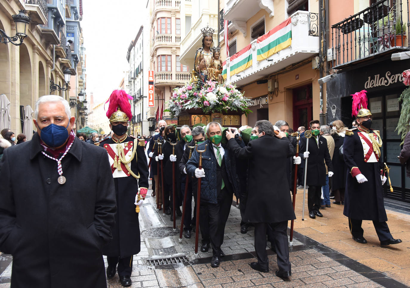 Fotos: Logroño rinde culto a la Virgen de la Esperanza