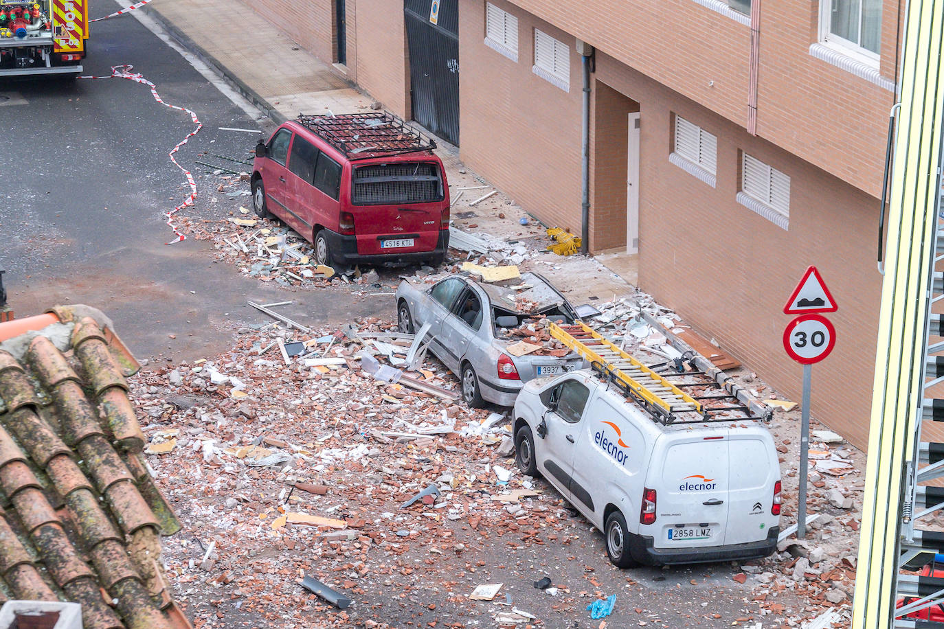 Fotos: Explosión de gas en un ático de Lardero