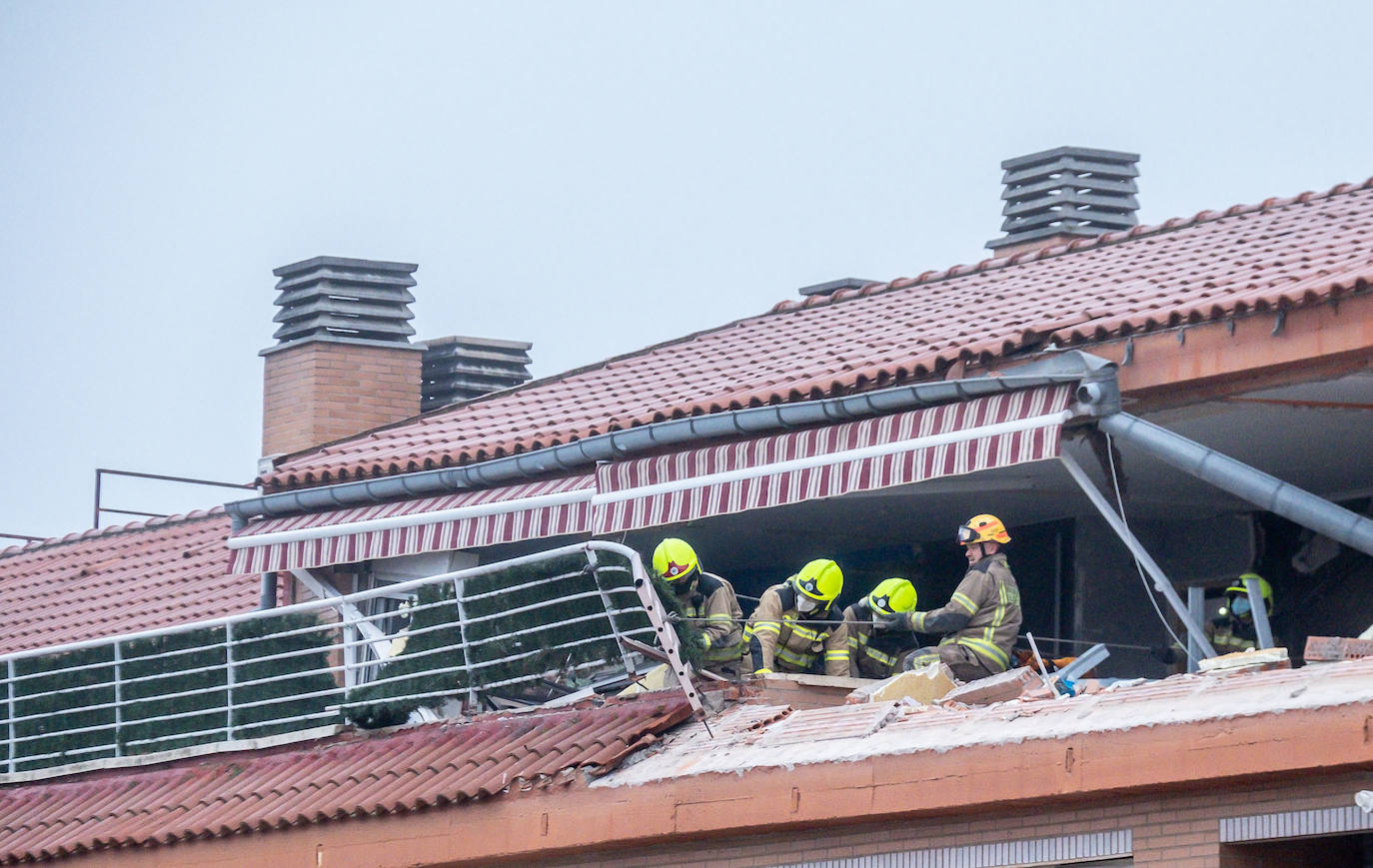 Fotos: Explosión de gas en un ático de Lardero