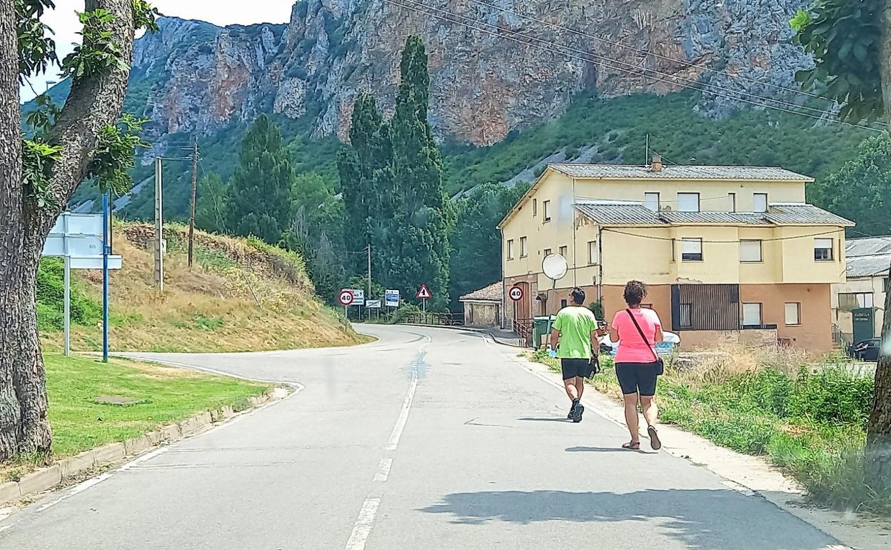 Intersección donde se construirá la glorieta en Torrecilla. 