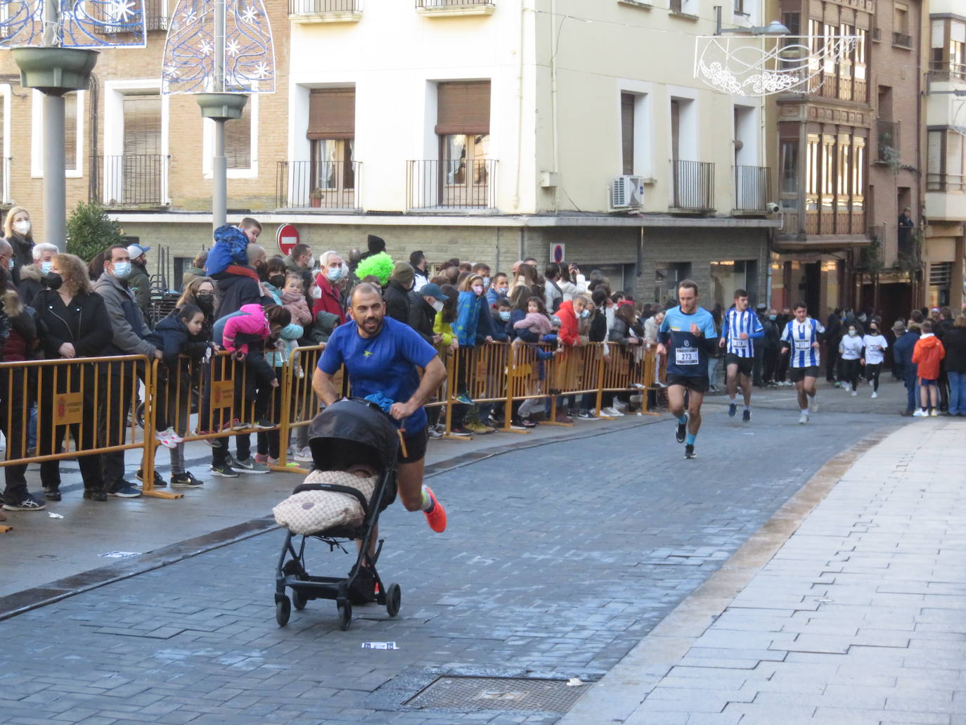 Fotos: Cuatrocientos corredores, en la San Silvestre de Alfaro