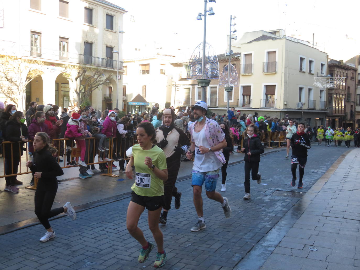 Fotos: Cuatrocientos corredores, en la San Silvestre de Alfaro