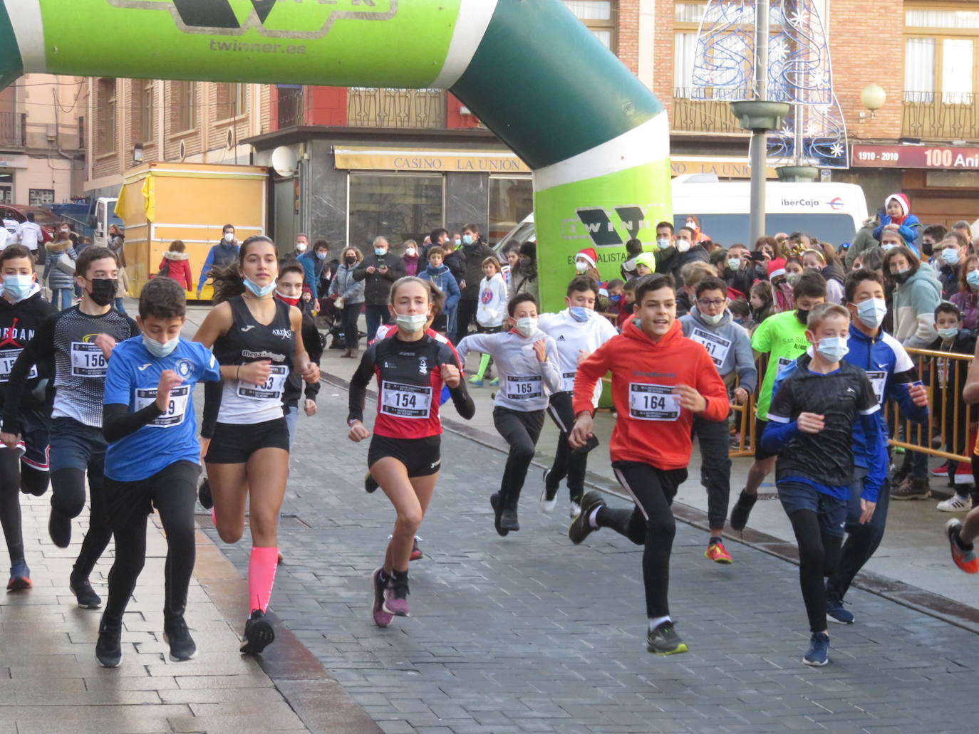 Fotos: Cuatrocientos corredores, en la San Silvestre de Alfaro