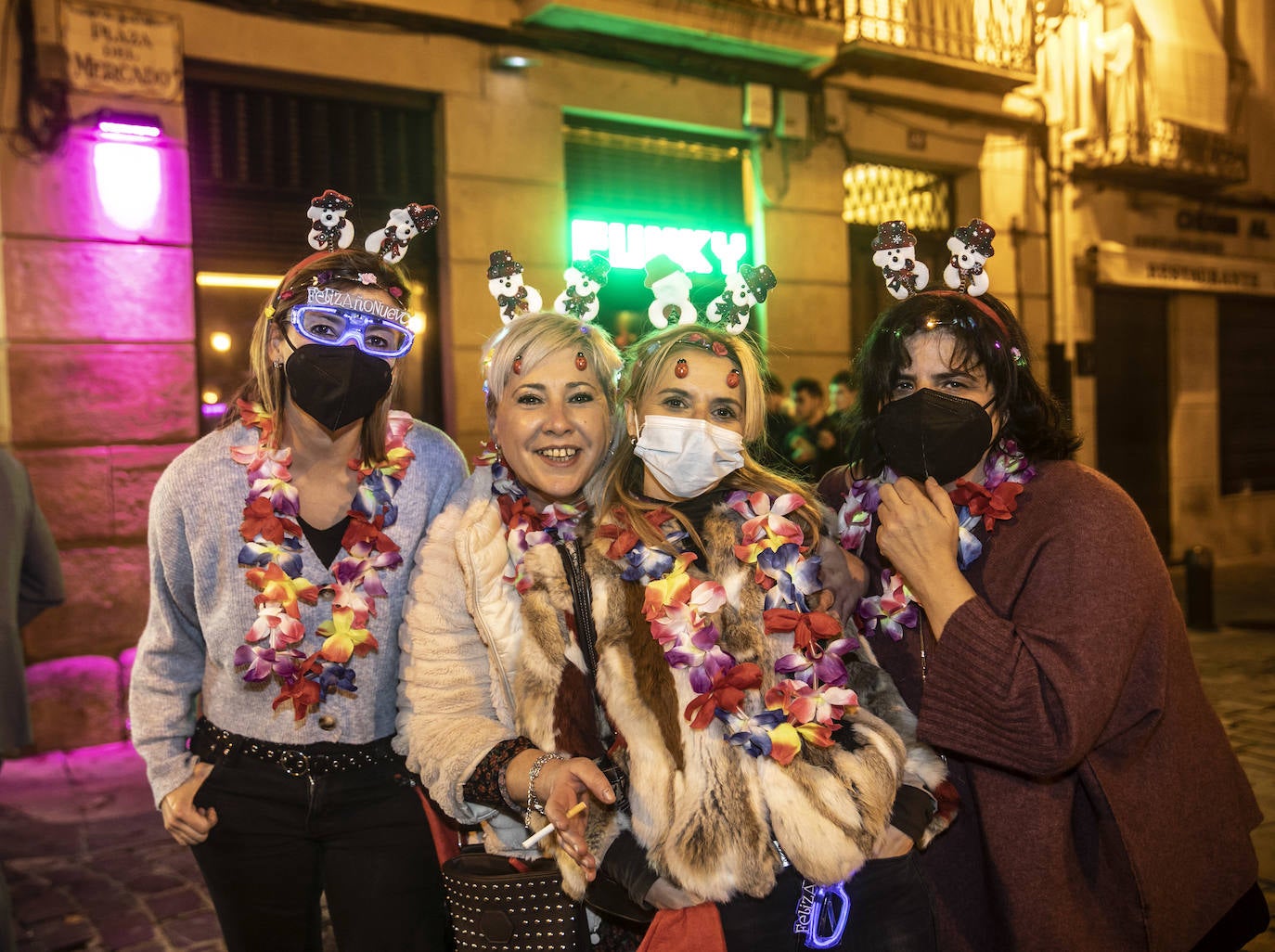 Fotos: Los riojanos disfrutan de una Nochevieja de tarde