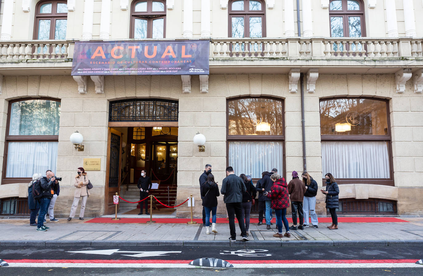 Fotos: La sesión en Actual de Arkano y Laura Sam en el Círculo Logroñés