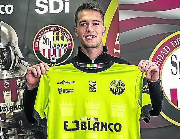 Víctor Vidal, en su presentación con la SD Logroñés. 