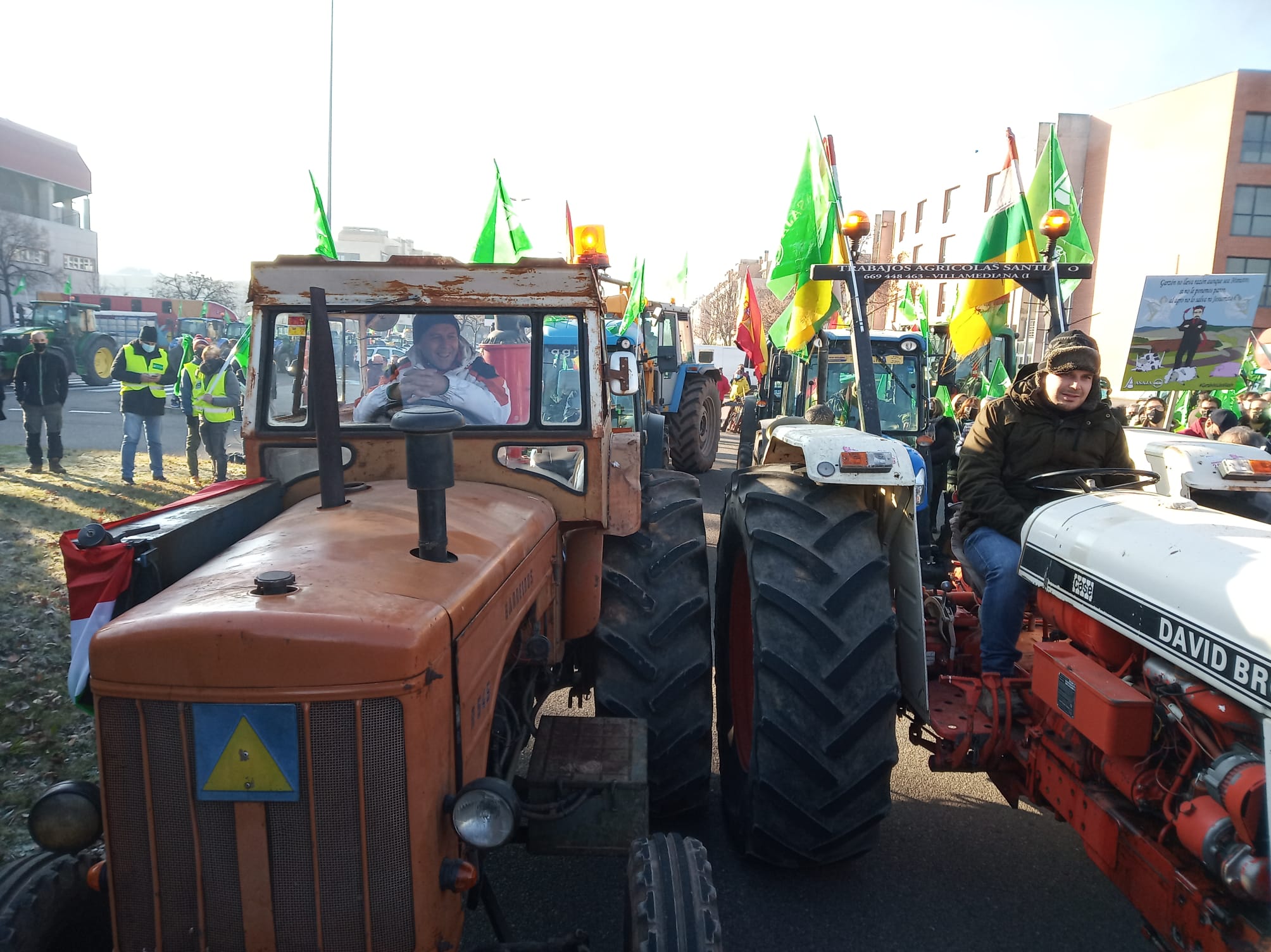 Fotos: Así ha sido la salida de la manifestación del campo