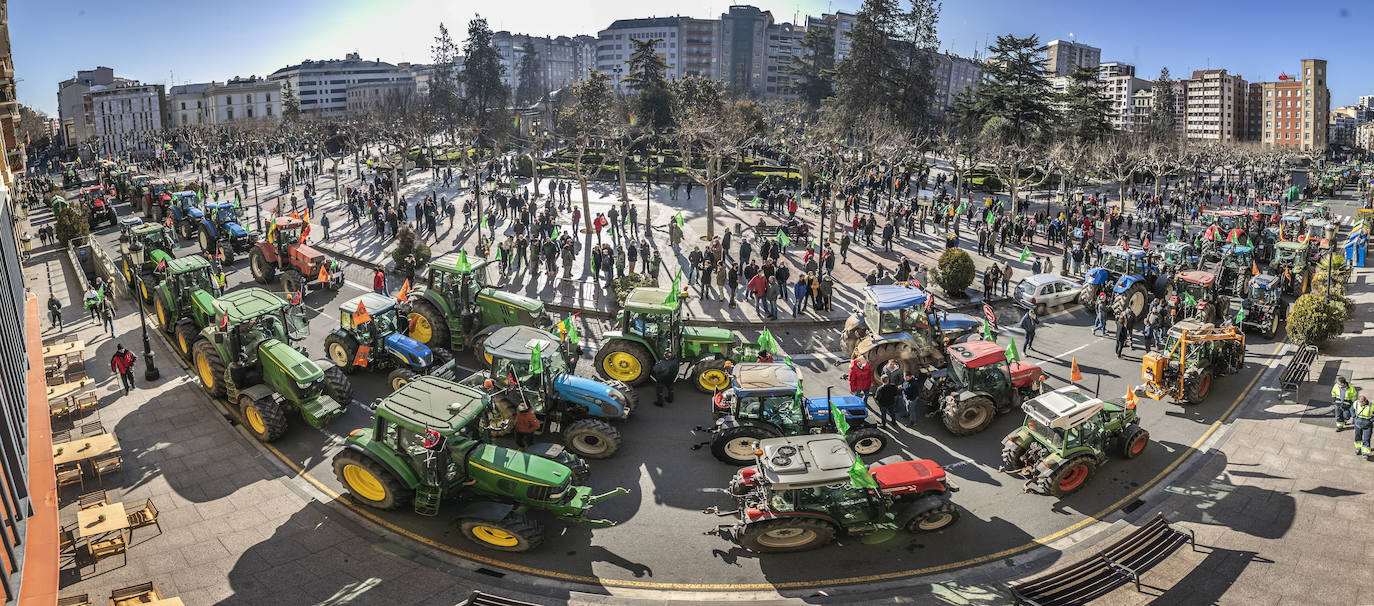 Fotos: El campo riojano se manifiesta en Logroño