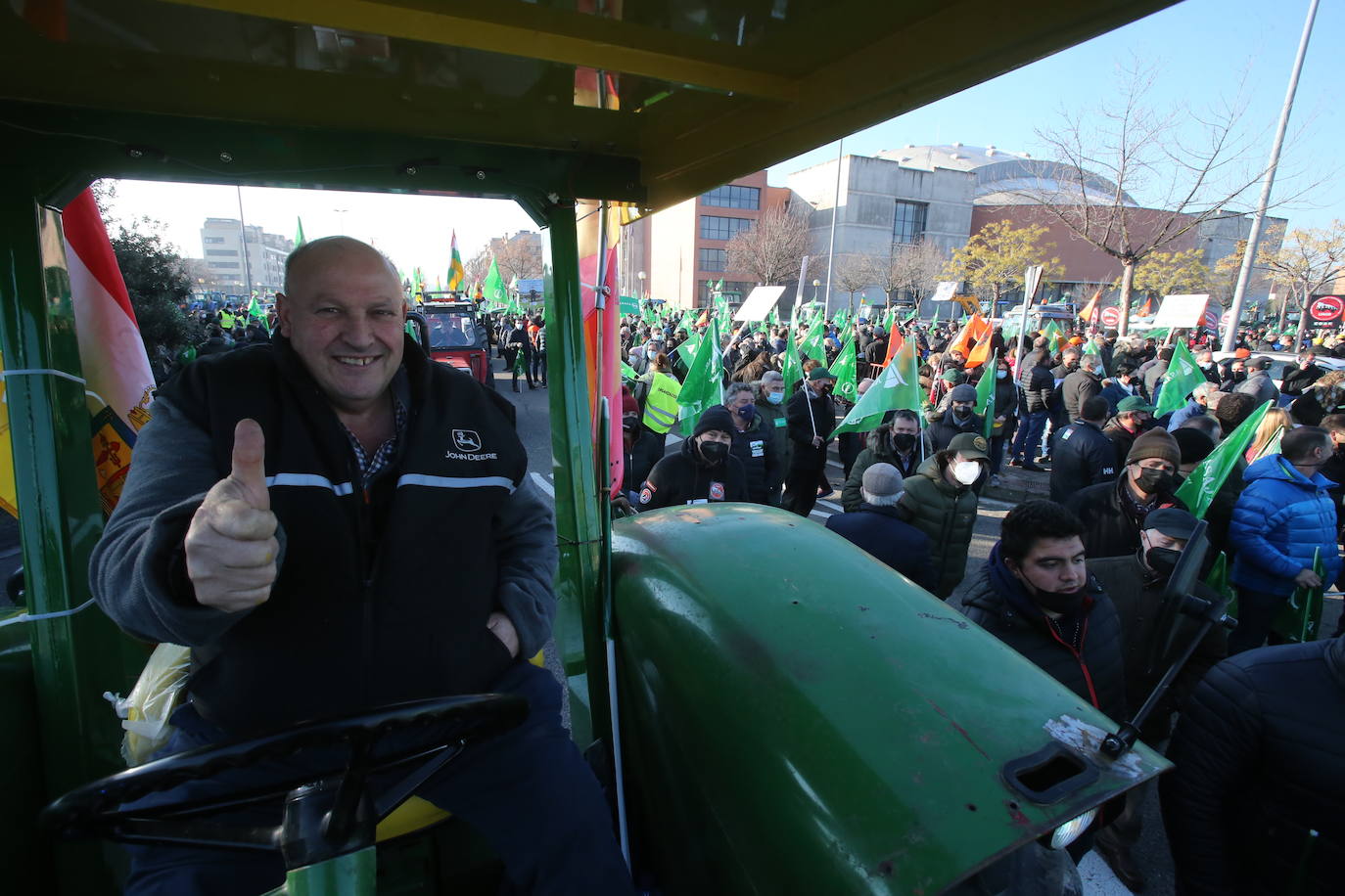 Fotos: La manifestación, a su paso por el centro de Logroño