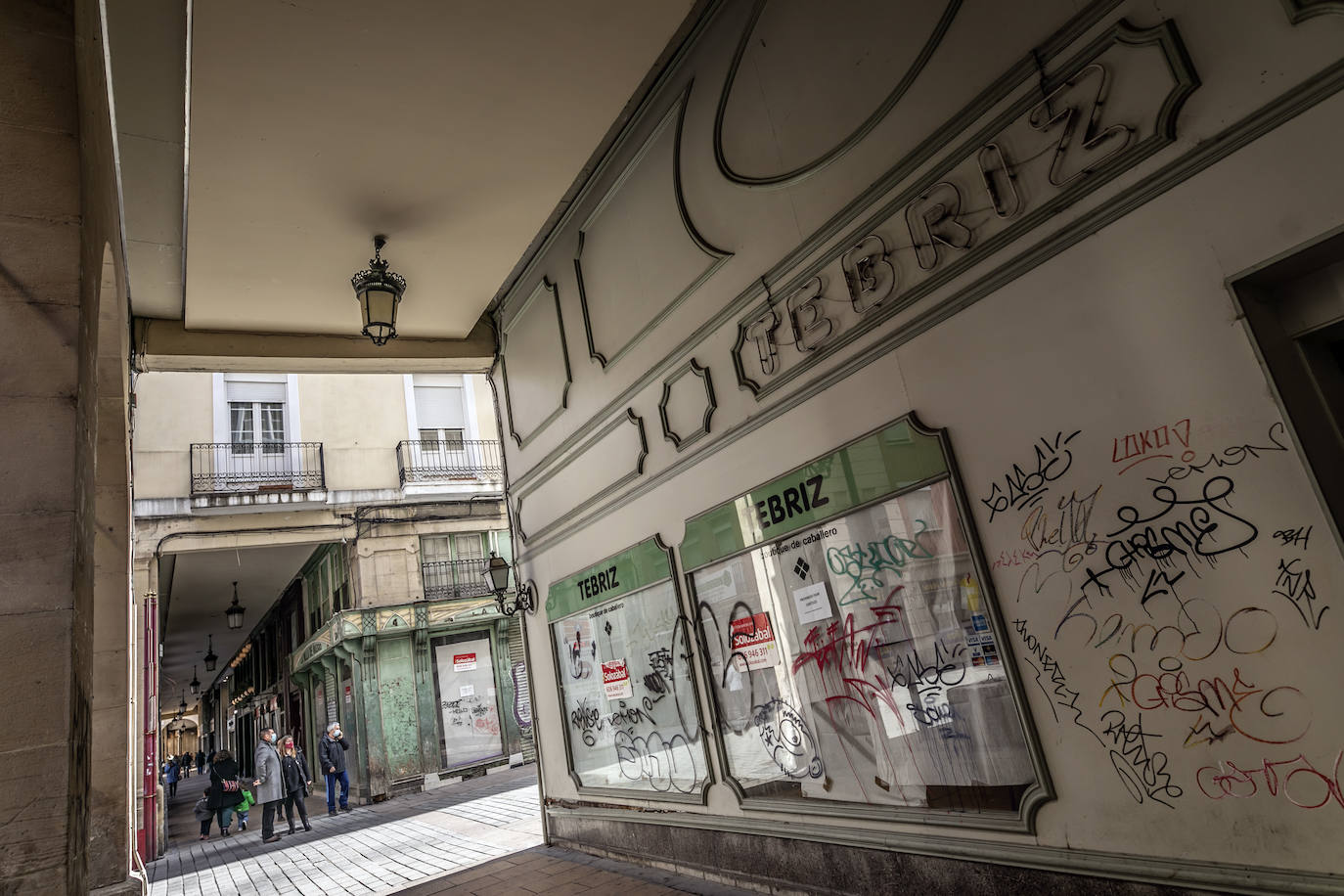 Fotos: Logroño con letra de rótulo