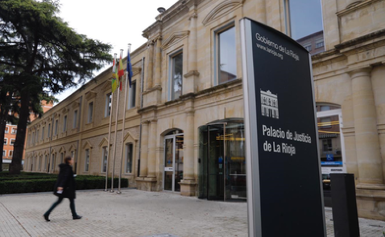 El TSJR ratifica el certificado COVID en hospitales y centros de servicios sociales hasta el 28 de febrero