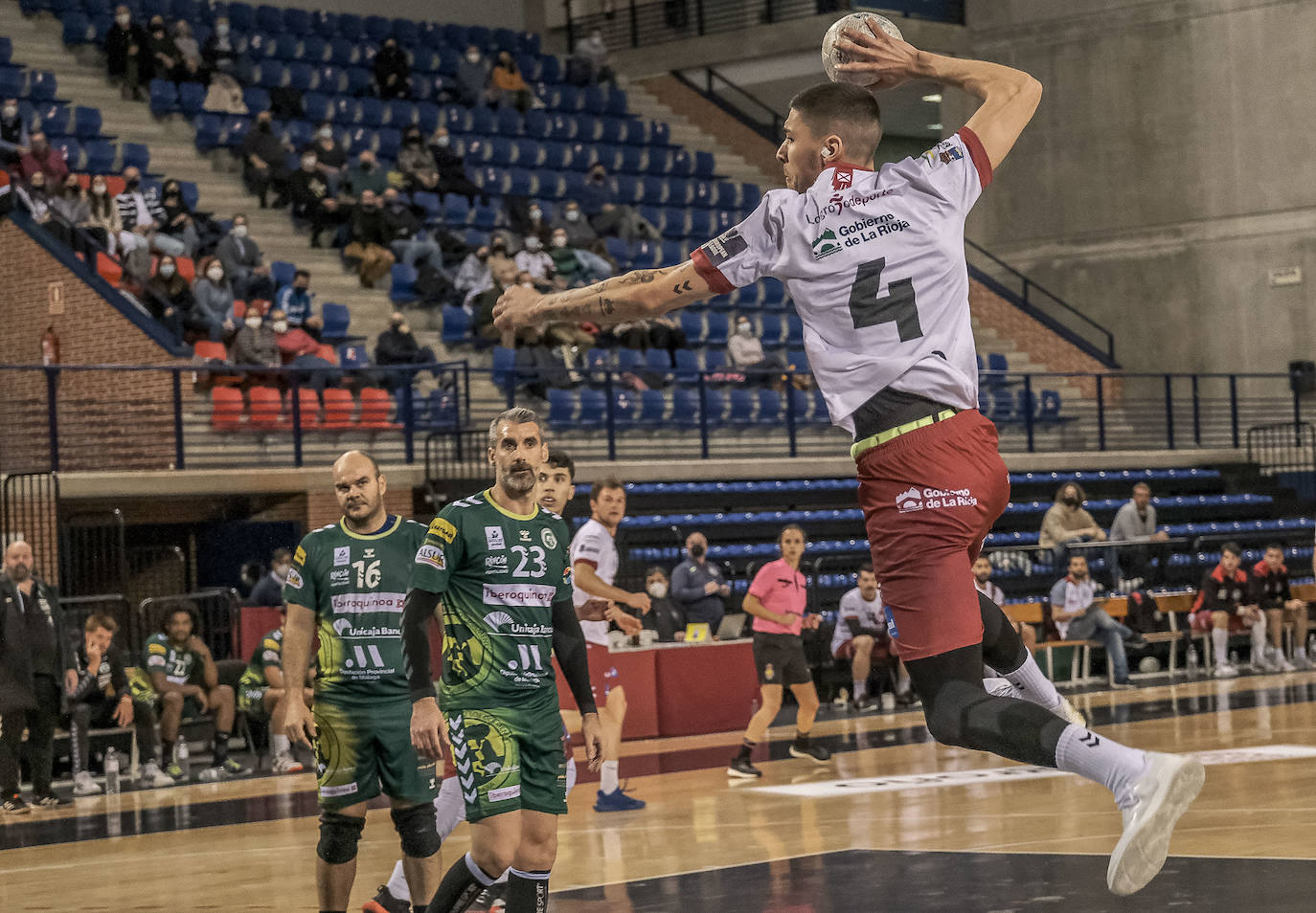 Fotos: La victoria del Logroño ante el Antequera