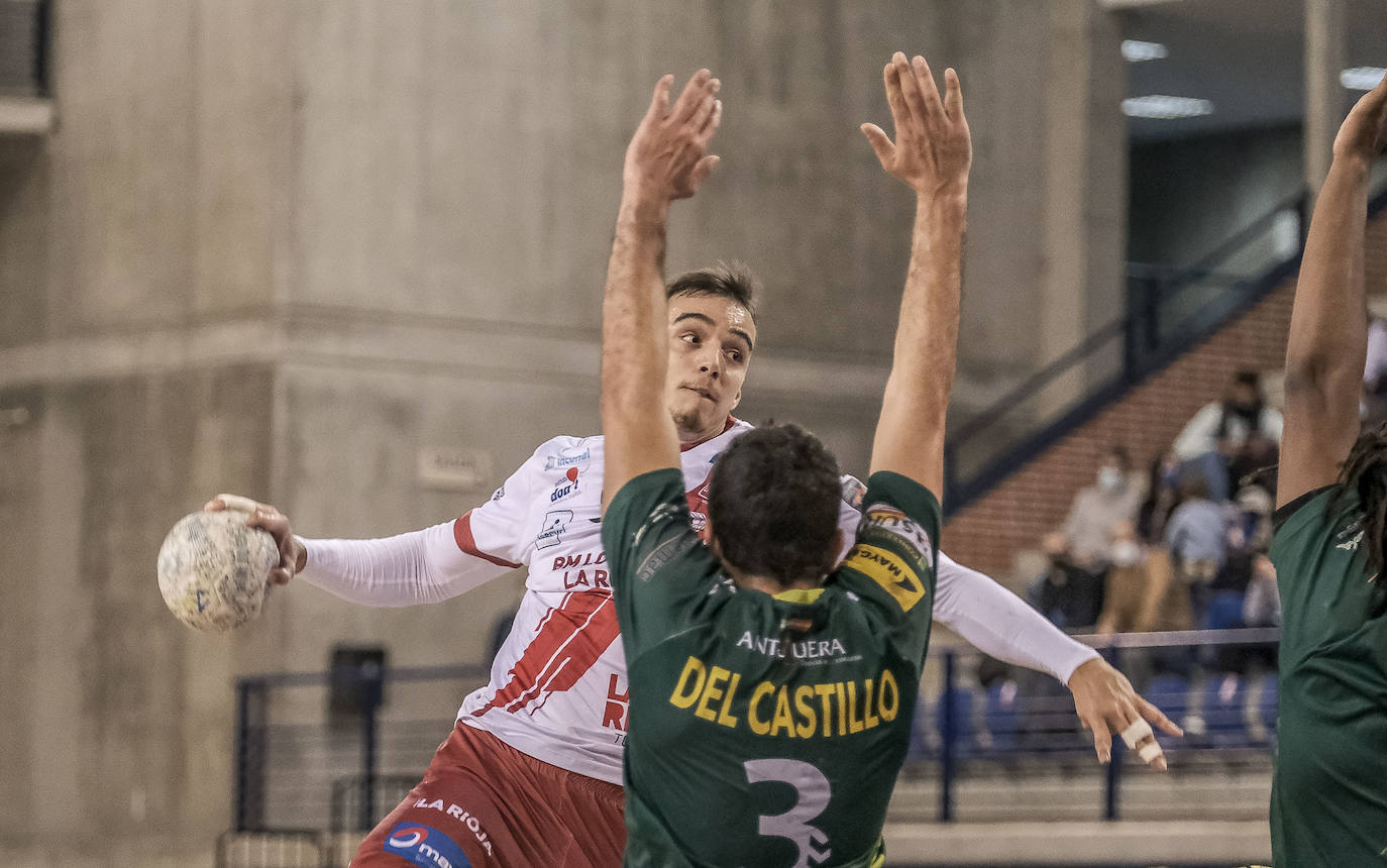 Fotos: La victoria del Logroño ante el Antequera