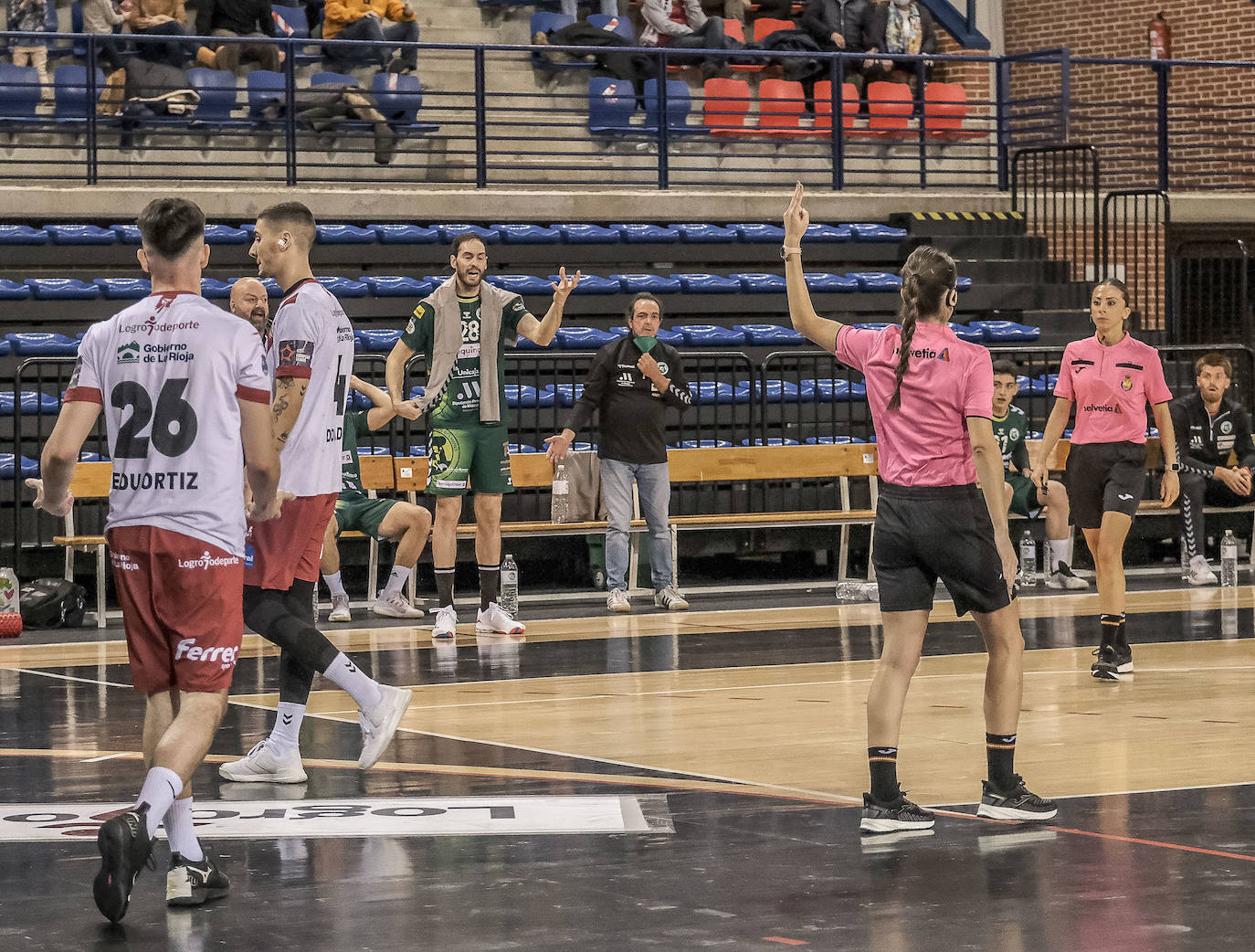 Fotos: La victoria del Logroño ante el Antequera