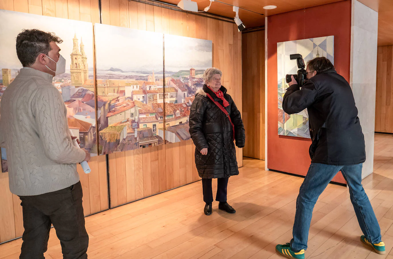 Fotos: Exposición de la artista riojana Elena Ariznavarreta en el festival Mujeres en el Arte en La Rioja