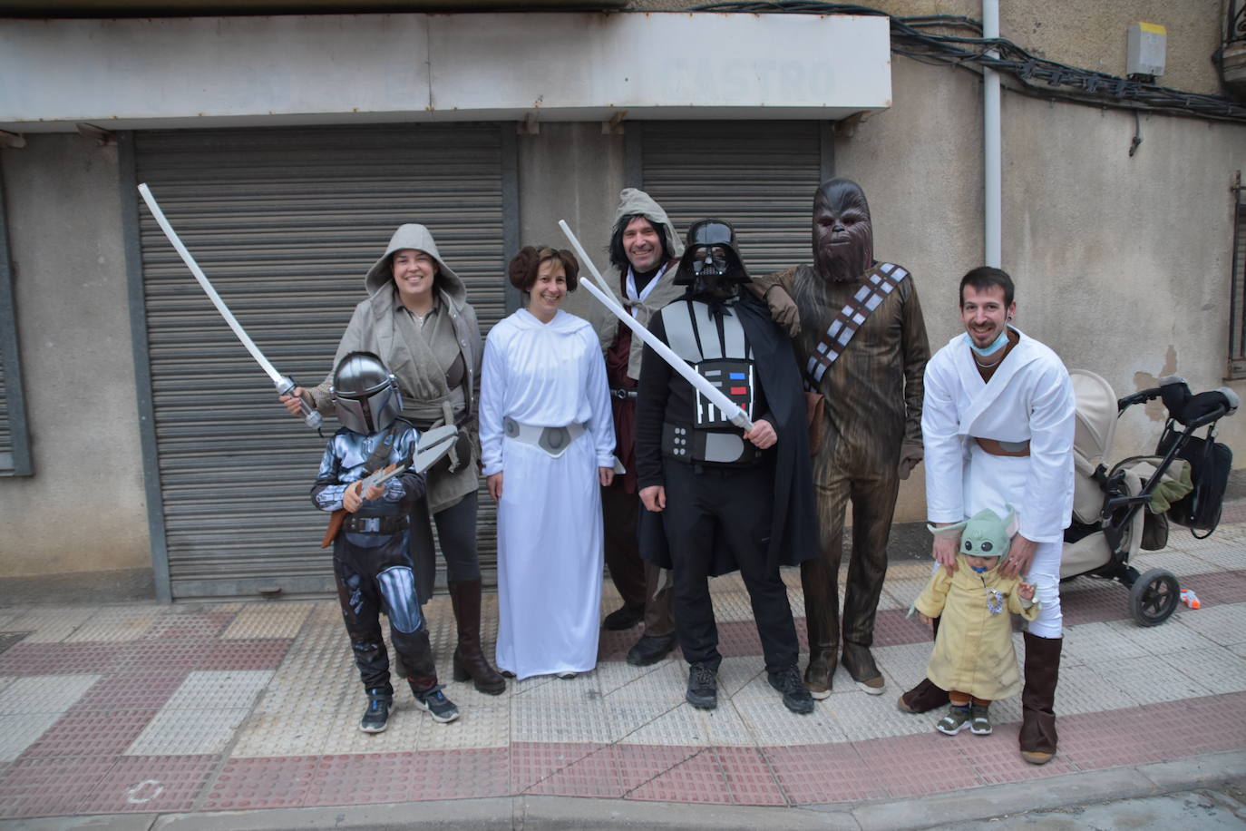 Fotos: El Carnaval se adueña de las calles de Cervera