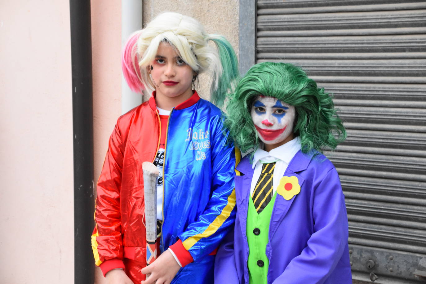 Fotos: El Carnaval se adueña de las calles de Cervera