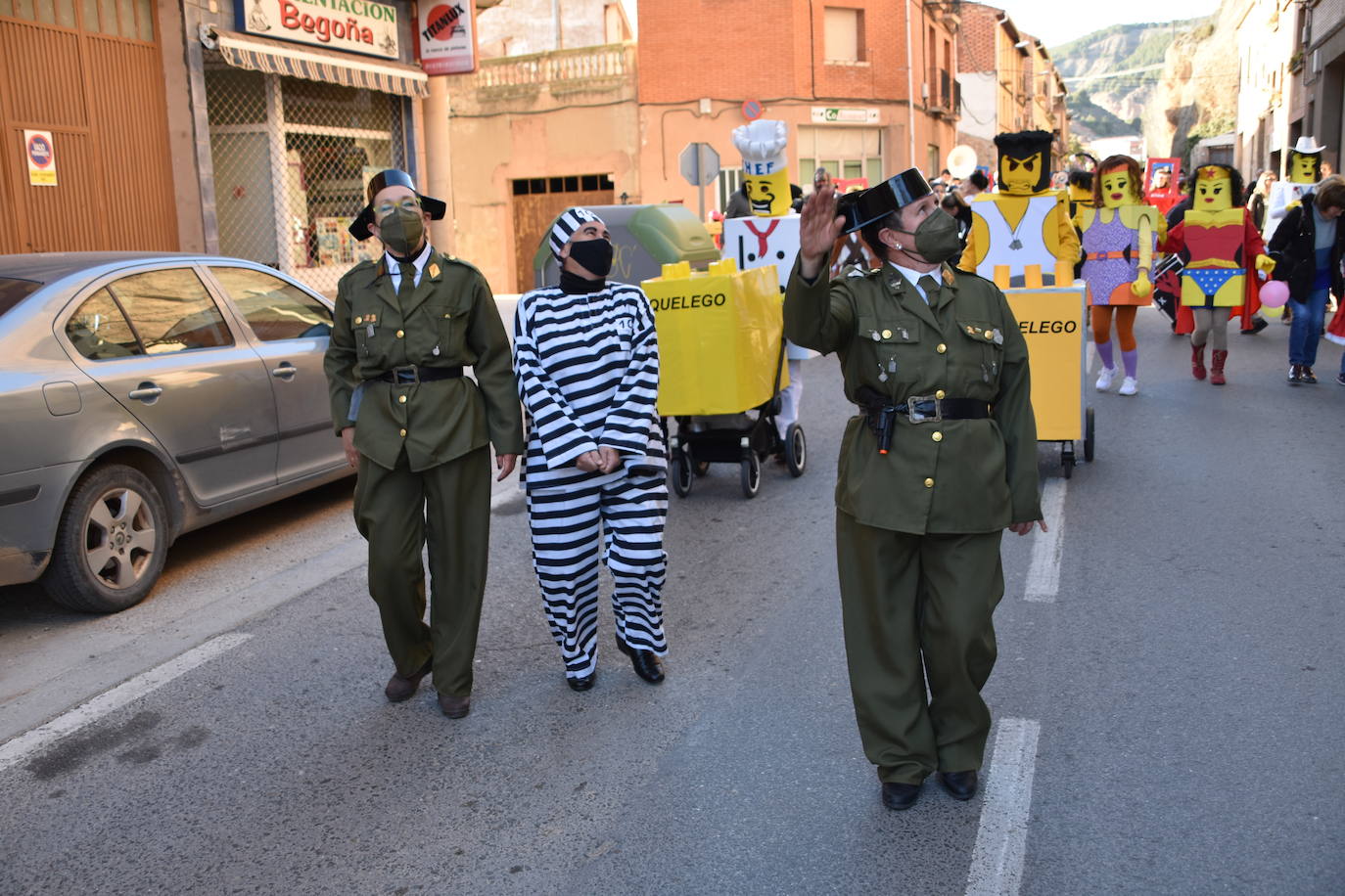 Fotos: Desfile de domingo de Carnaval en Quel