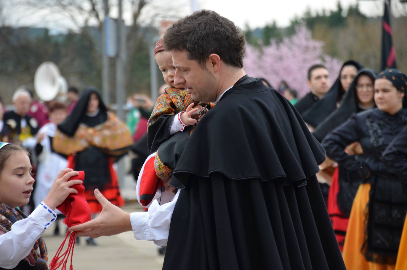 Fotos: La procesión de los mártires Emeterio y Celedonio llena las calles de Calahorra