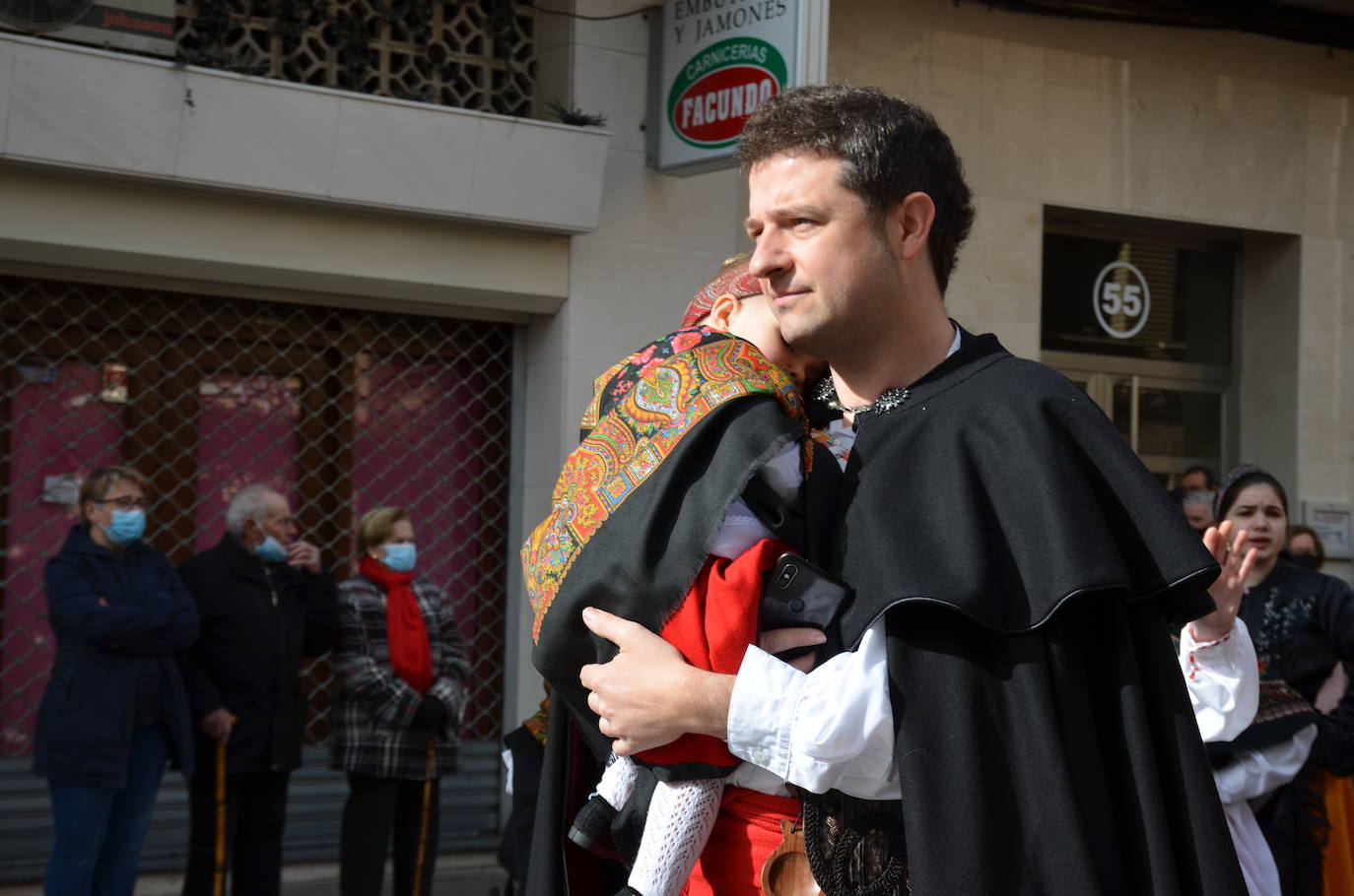 Fotos: La procesión de los mártires Emeterio y Celedonio llena las calles de Calahorra