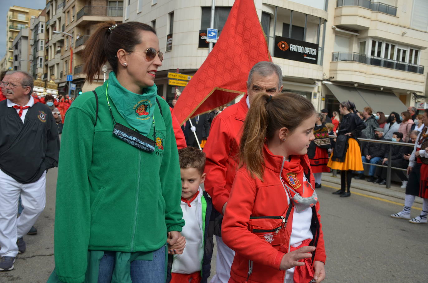 Fotos: La procesión de los mártires Emeterio y Celedonio llena las calles de Calahorra