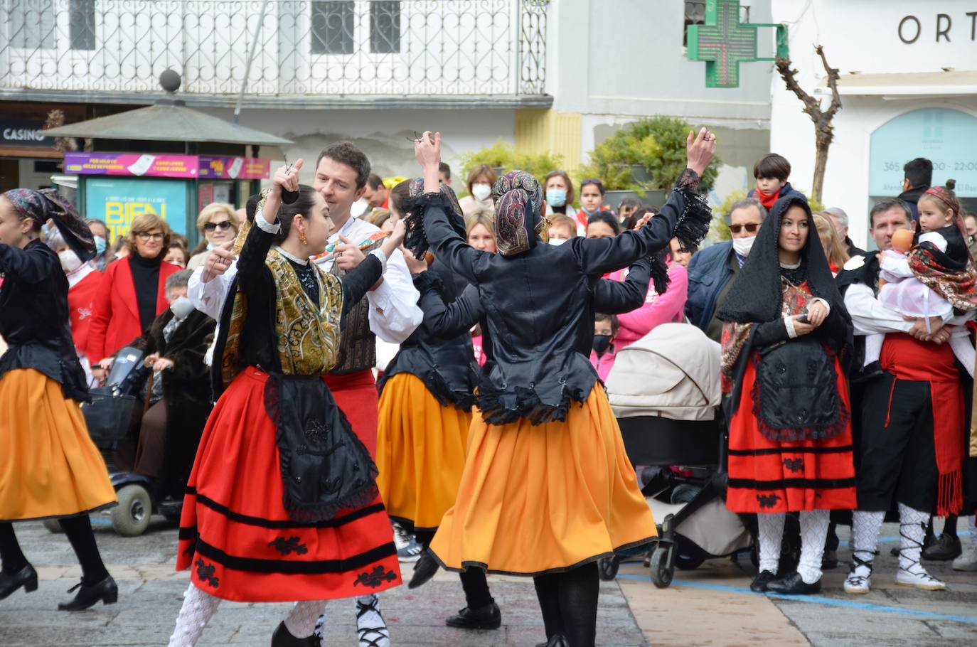 Fotos: La procesión de los mártires Emeterio y Celedonio llena las calles de Calahorra