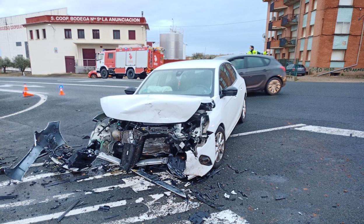 Una mujer de Alfaro, herida en un accidente en la N-232 a la altura del Villar de Arnedo