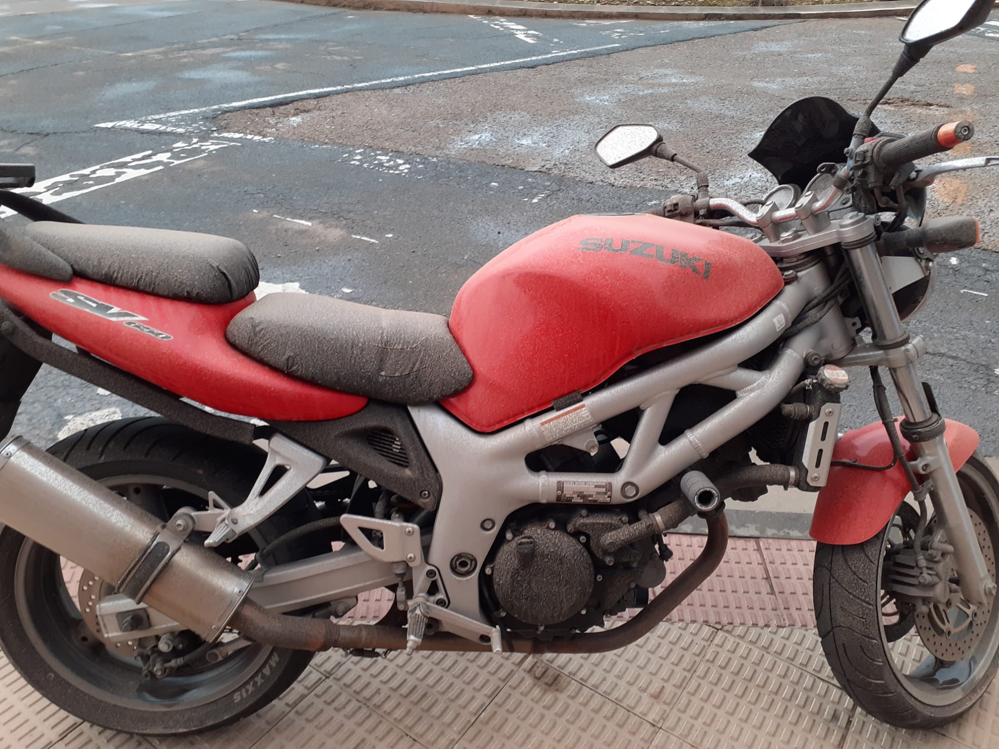 Fotos: Lluvia de barro en Logroño