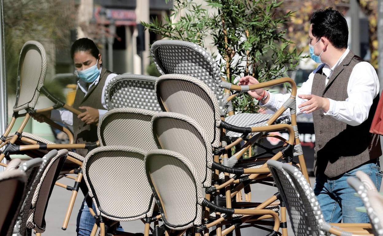 La Rioja subvencionará a las empresas y autónomos para fomentar la contratación a jornada completa e indefinida