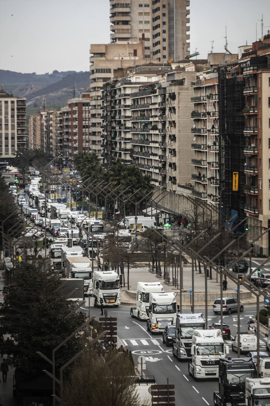 La tercera marcha de camiones recorre este jueves las calles del centro de Logroño. 